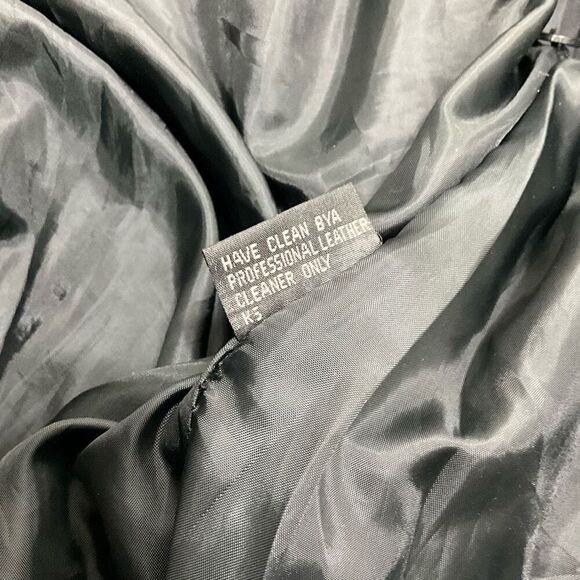 VINTAGE Black Leather Motorcycle Jacket - Picture 7 of 7